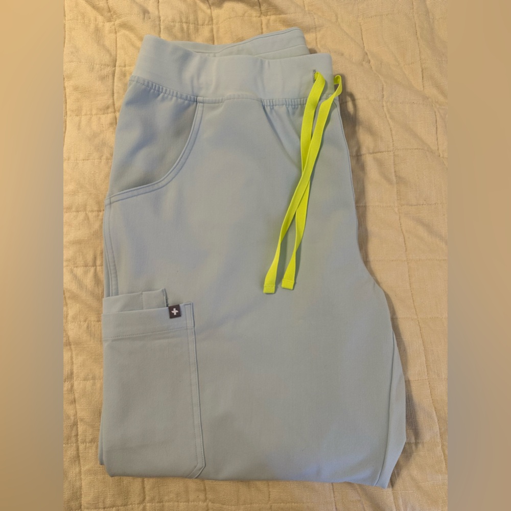 Figs Scrubs - Open Skies Kade Pants size XXL-P